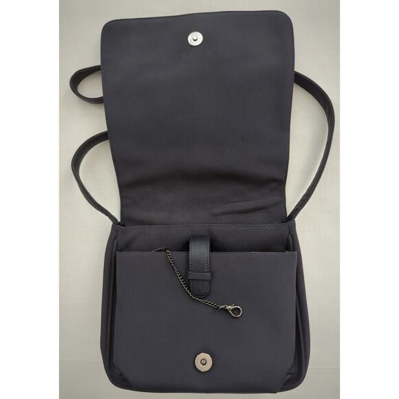 Easentials by Etienne Aigner Black Leather/ Textile Shoulder Crossbody & Wallet - Picture 5 of 10